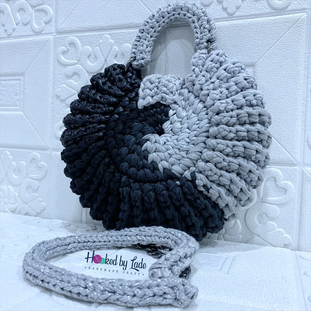 Custom mix "Fola" Spikes bag in Grey Swirl