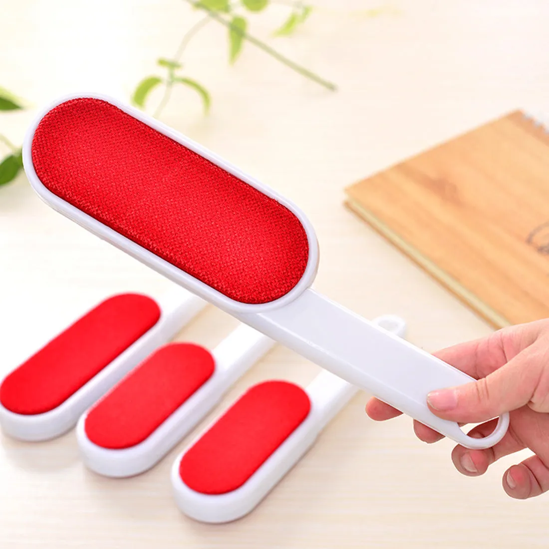Double sided Reusable Pet Cleaning brush Clothes lint remover Static brush home coat Suit Brush Pet hair remover