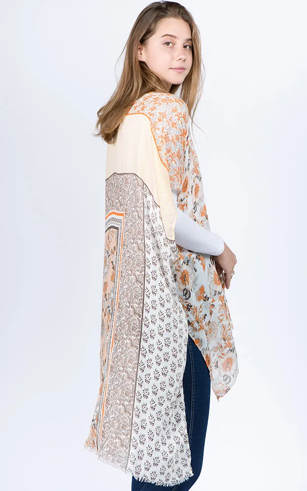 KP1C51 Floral Printed Kimono