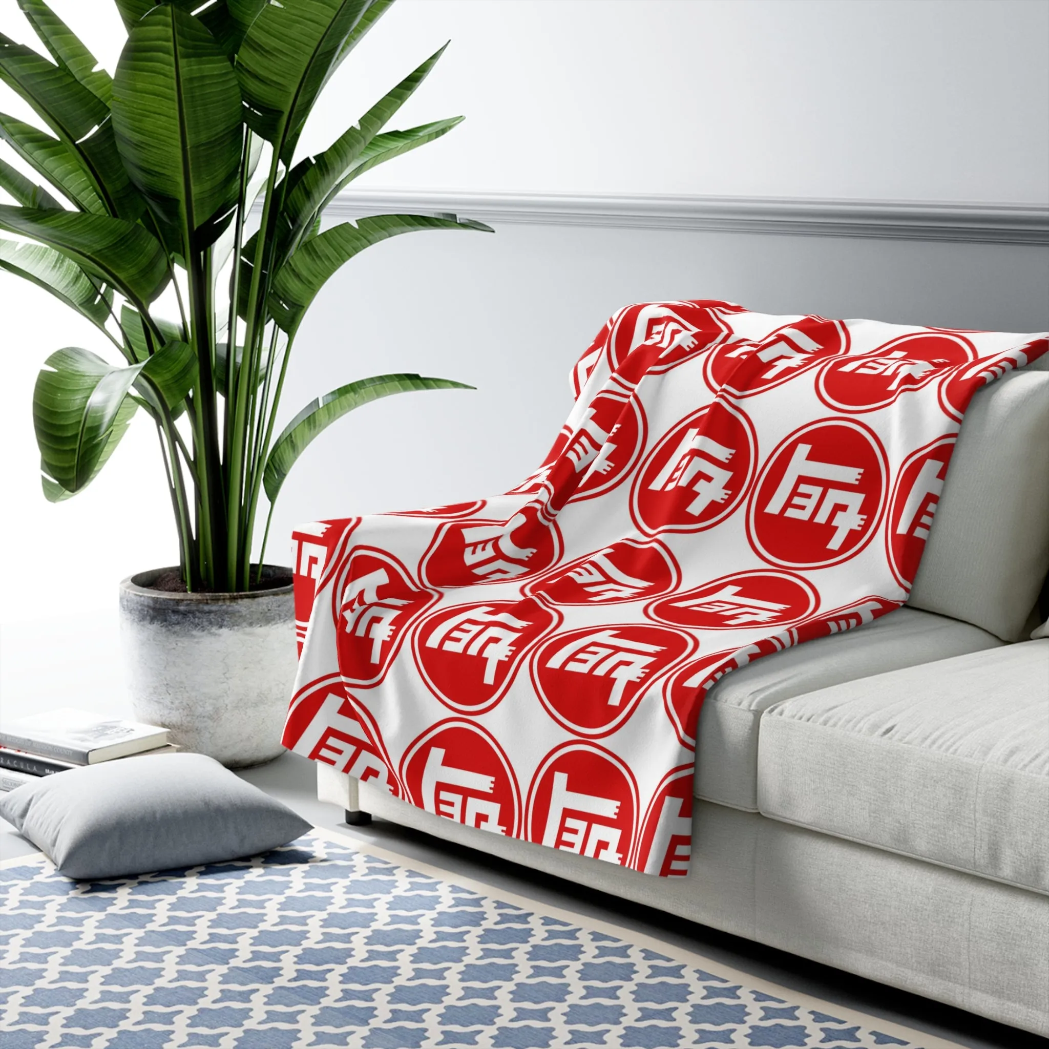 TEQ Red White Design Sherpa Fleece Blanket - Reefmonkey